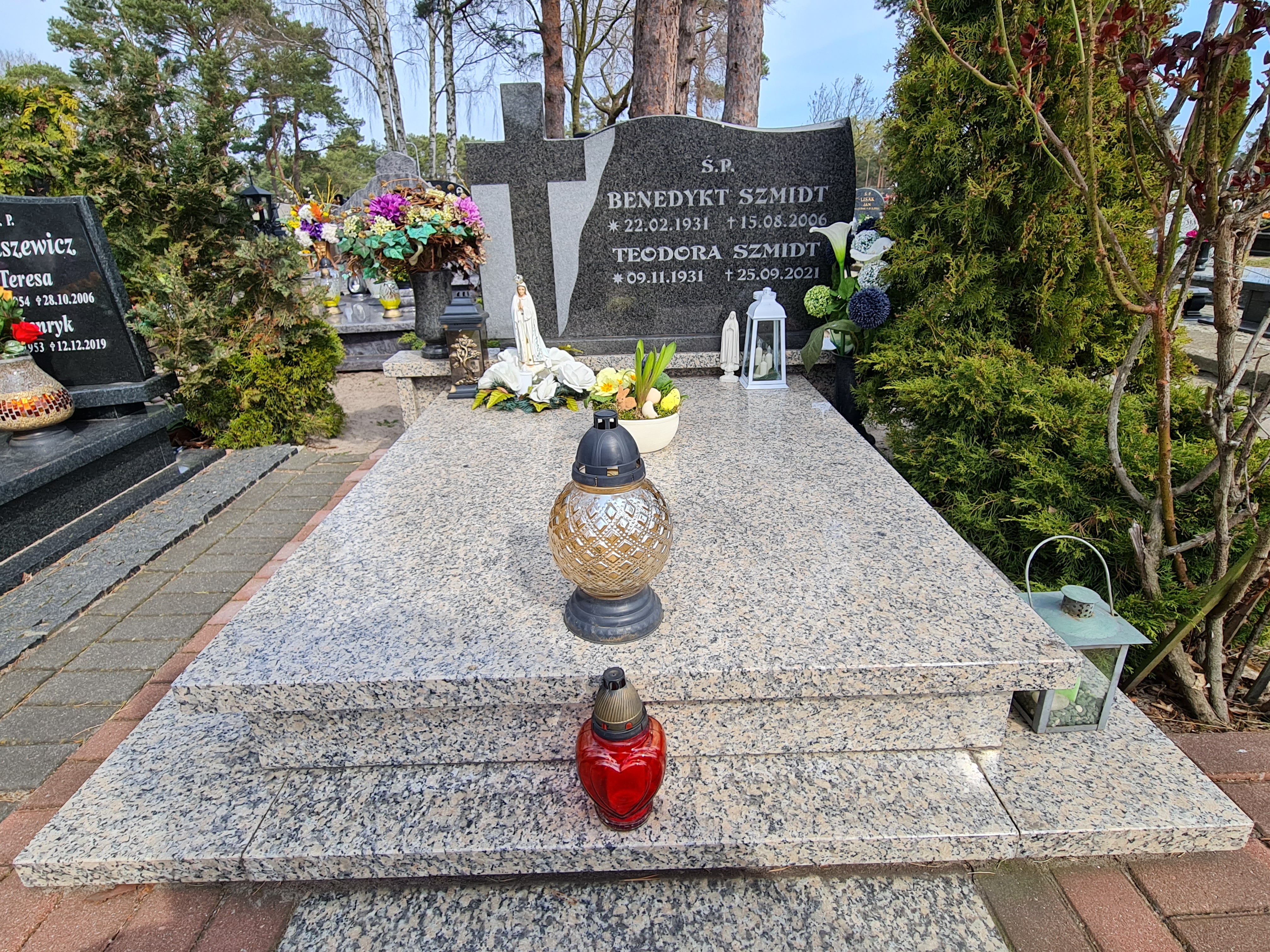 Grób Teodora Szmidt
